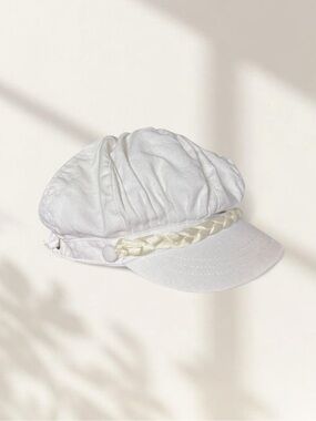Buckle White Braided Cotton Newsboy Cap